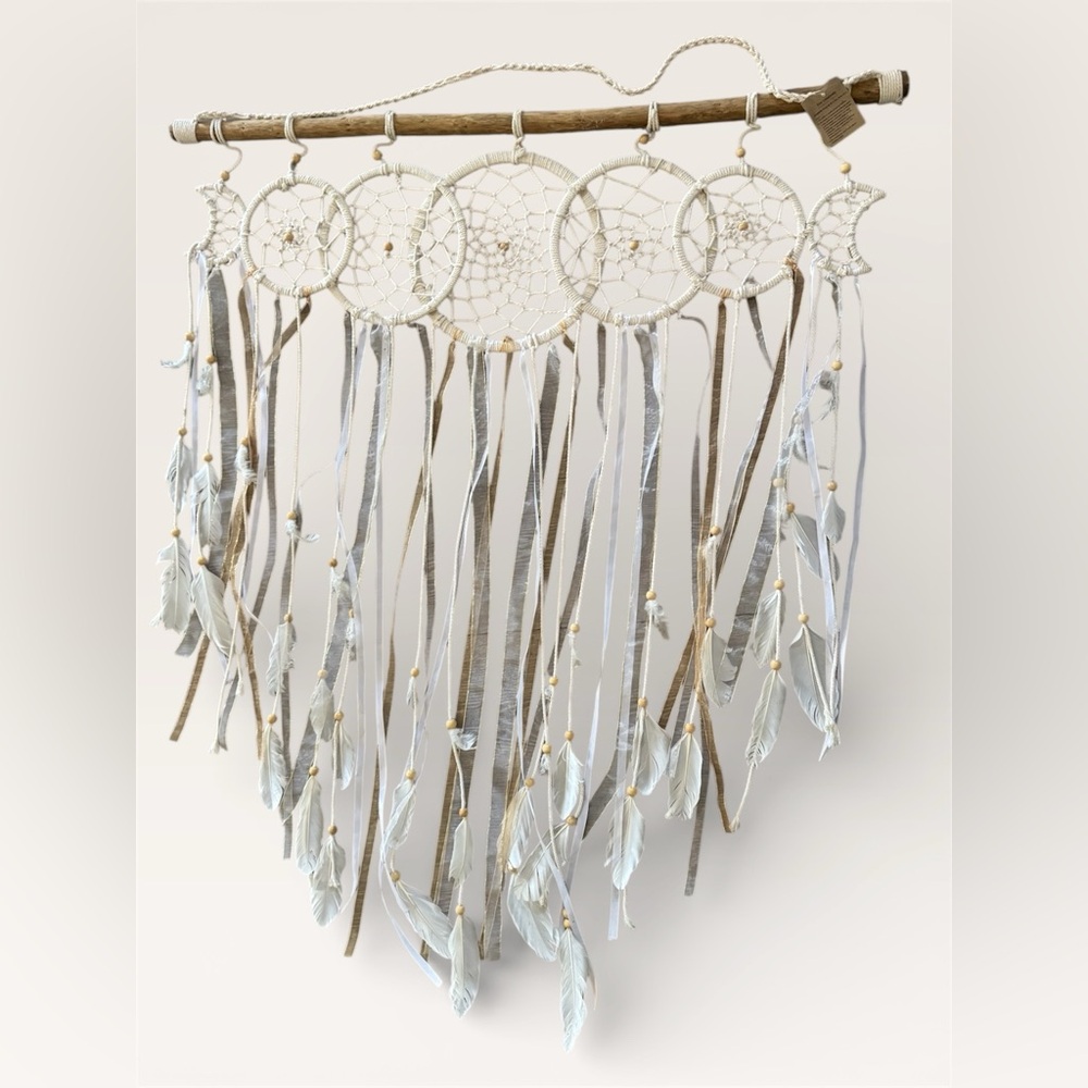 SOLD‼️ Bohemian Dreamcatcher with Feathers